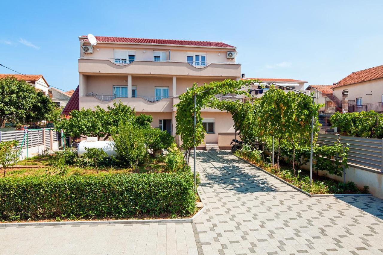 Apartmani Stadion Zadar Exteriör bild